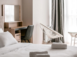 Апартаменты Жасмин от Ирины Савельевой - С лаундж-зоной и балконом- В курортной зоне- У входа в верхний Национальный парк