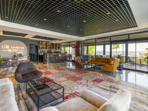 The Great Airport Hotel