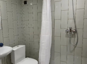 Апартаменты возле парка Белые цветы