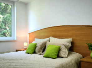 Апартаменты Двухкомнатные Зеленый Двор Беседка Центр