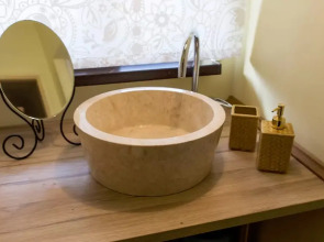 Апартаменты Mountains and Flowers