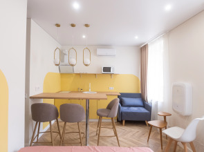 Апартаменты №1 (желтый)