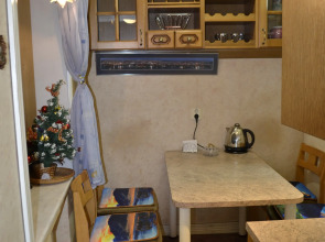 Квартира двухкомнатная с сауной лифтом и балконом