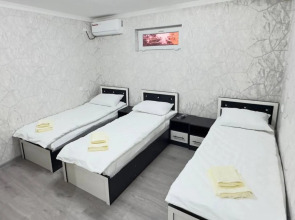 Хостел Parvona