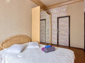 Апартаменты на Булаке