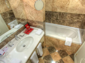 Отель Lake Palace 