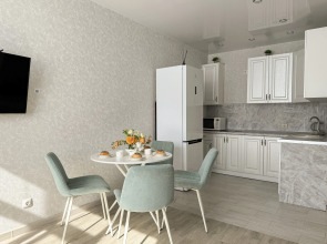 Квартира Уютная квартира с большой детской площадкой в самом сердце Тюмени