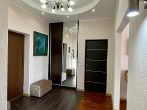 Апартаменты 2-к Элитные апартаменты с видом на Кремль