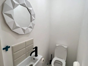 Апартаменты Стильные 2х-комнатные на Театральной с Шикарным Видом