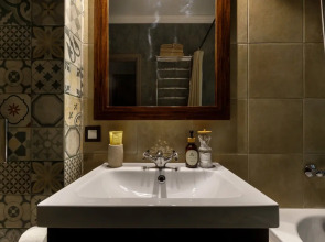 Апартаменты cемейные Loft Apartments с проектором