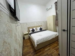 Отель HOME ALONE