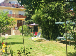 Апартаменты Sunny & Green