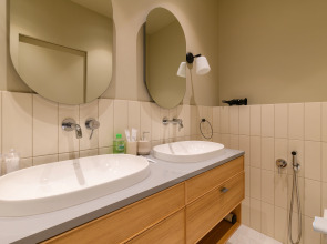 Апартаменты ДВА ГОРОДА - на Набережной