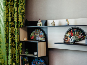 Апартаменты у метро с видом на писательский городок