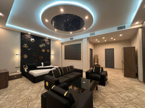 Отель Royal Mansion