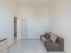 Апартаменты Двухкомнатная Квартира на Мансардном Этаже