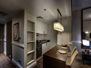 Отель Dukes The Palm Dubai