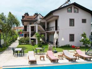 Отель Vira Apart