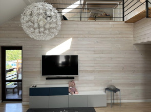 Апартаменты с двумя спальнями в частном доме