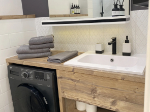 Svetlaya Studiya Na Beregu Volgi V Tsentre Goroda Flat