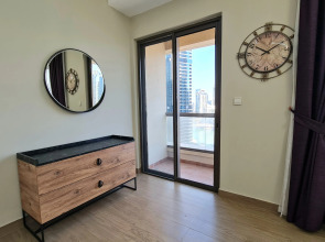 Апартаменты Marco Polo - High-rise 1BR Apt with Amazing Marina Views