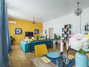 Квартира GM Apartments в легендарном Доме на Набережной