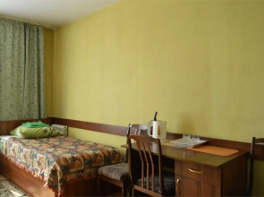 Отель Восток-2000