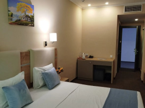 Отель Green Tower