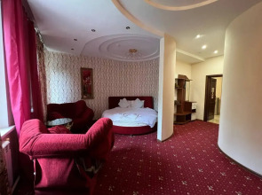 Отель Автор