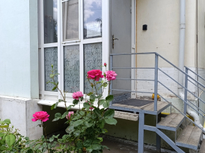 Uyutnaya Studiya Na Beregu Morya Flat