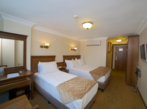 Отель Grand Unal