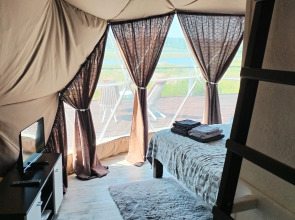 Частный дом на берегу Ладожского озера