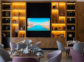 Отель The Elements