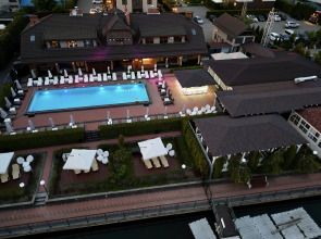 Отель River Side