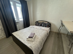 Na Verkhnyaya Naberezhnaya 161/13 Flat