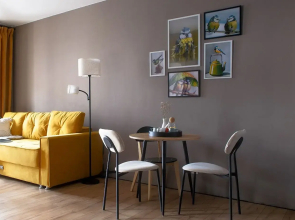 Sovremennaya Cherez Dorogu Ot Kardiotsentra Flat