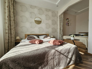 Апартаменты Живи Уютно в Высотке