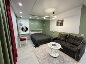 Na Ulitse Eskadronnoy 13 Flat