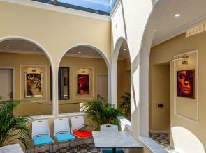 Бутик-отель Hillside City Сenter