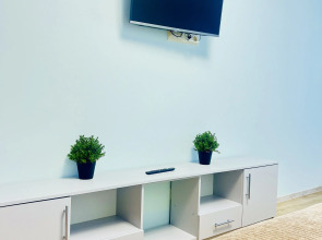 Квартира двухкомнатная в центре города в элитном доме