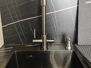 Новая Студия -апартамент с кухней, посудомойкой, стиралкой для двоих + допместо 3 этаж 10 минут от центра Нижнего Новгорода