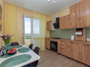 Квартира Комфортабельная с Красивым Видом