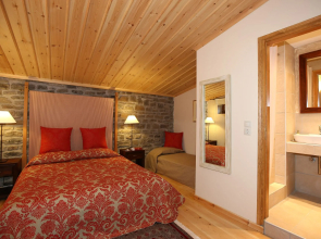 Rodia Boutique Hotel