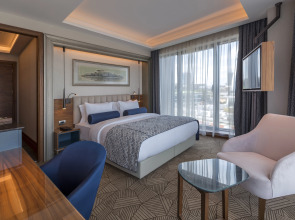 Golden Tulip Istanbul Bayrampasa