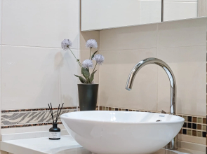 Апартаменты Евротрёхкомнатные Stepanenkov на Зыряновской 55