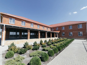 Petrovskaya Hotel