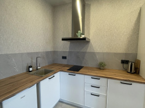 Квартира Просторная на Курсантов Кировцев