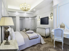 Отель Ambassadori Hotel Tbilisi