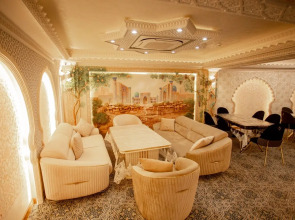 Отель Sandhill Hotel&Resto