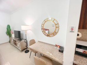 Апартаменты Cosmos Living Cozy Studio Near Dubai Marina